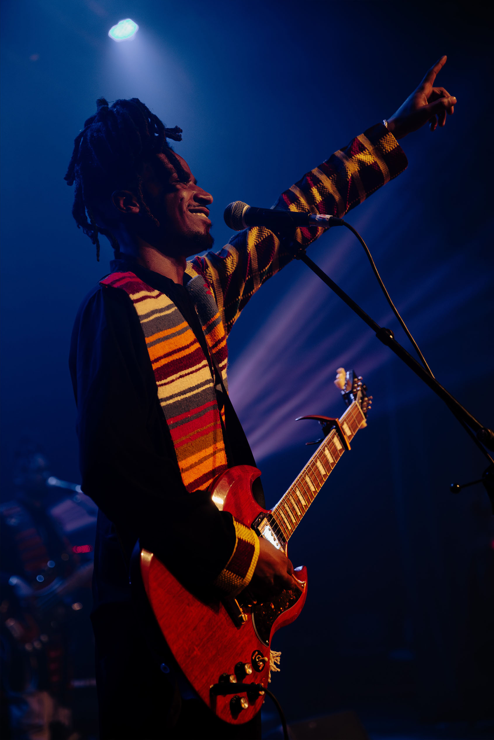 8154Horizontal Showcase