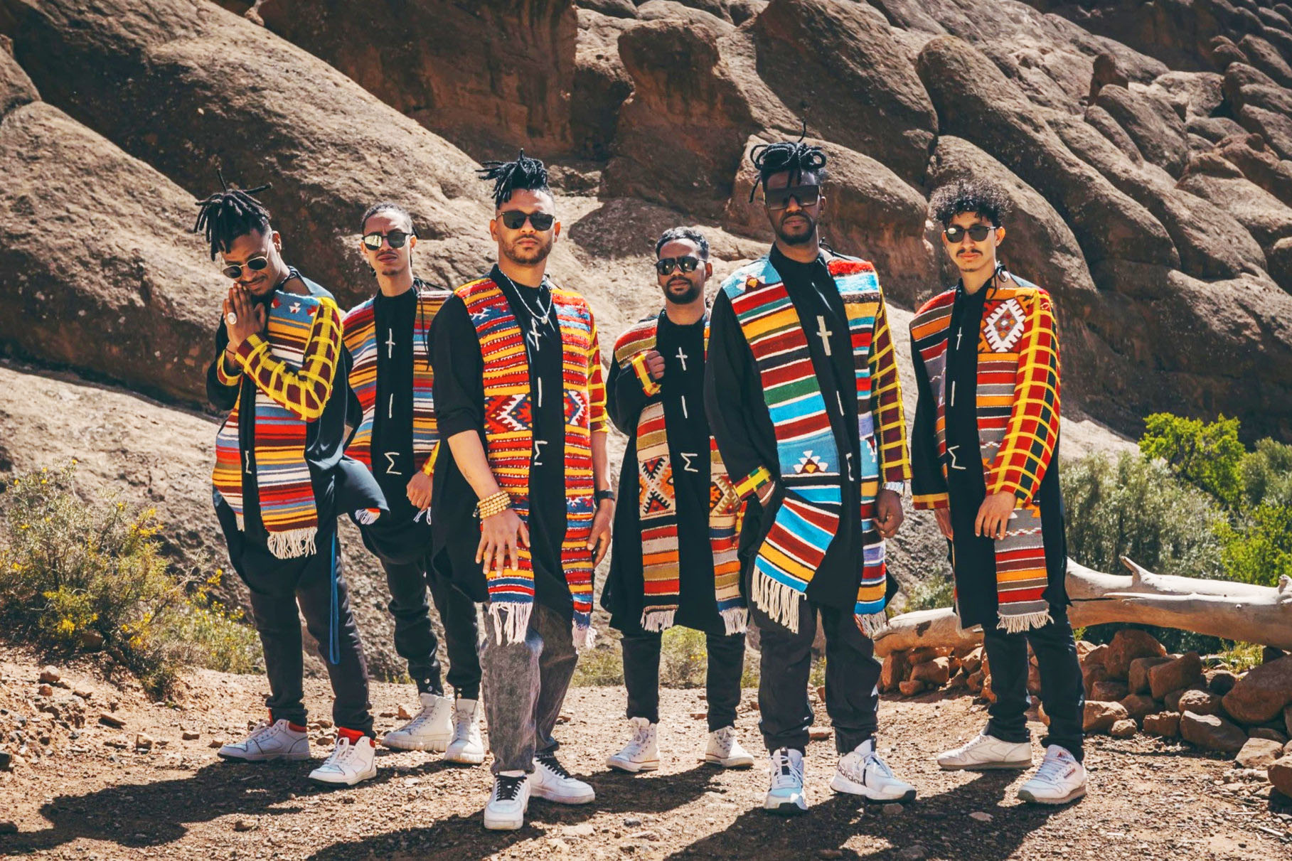 8096Horizontal Showcase